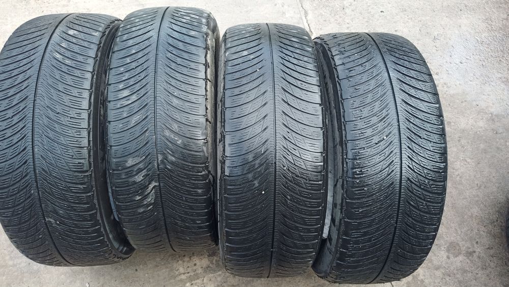 235/55R19 Michelin Pilot Alpin 5