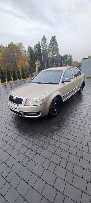 Skoda Superb Anglik