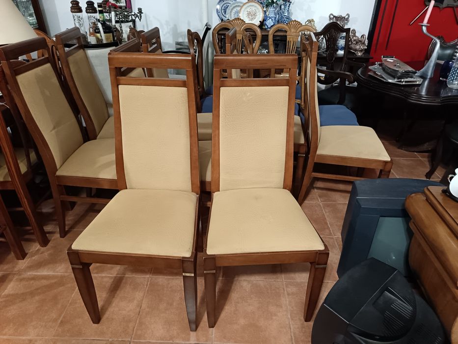 Cadeiras estofadas camel (8)