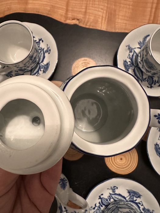 Stary serwis z fabryki porcelany książ. Doskonaly stan