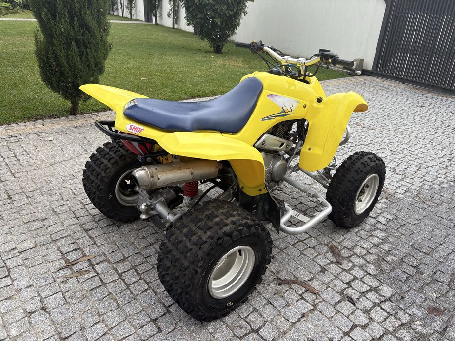 Moto 4 Suzuki Ltz 250