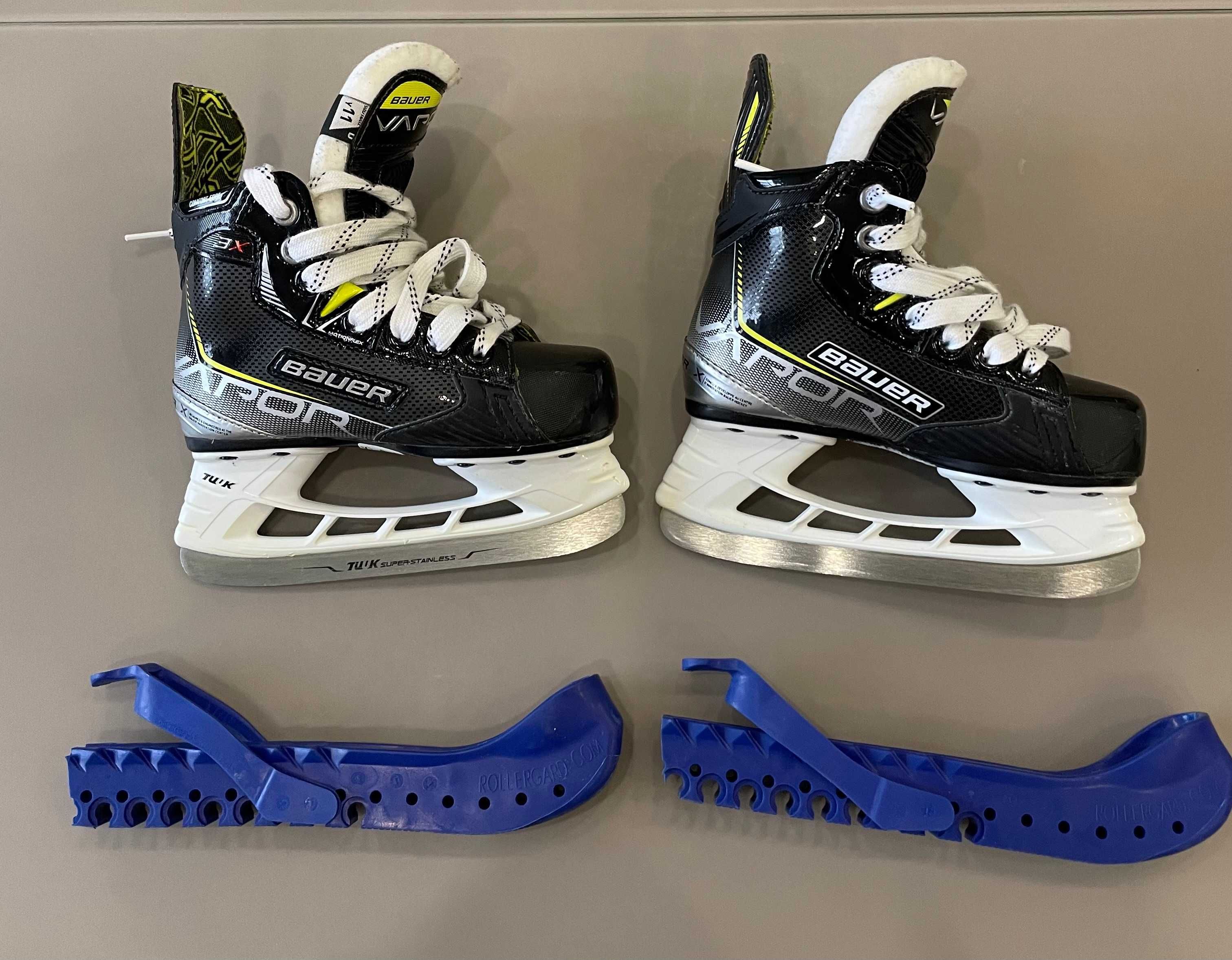 Коньки BAUER VAPOR X3 , дет. п/проф. модель линейки VAPOR