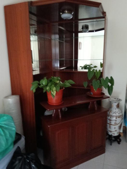 Bar usado mas em bom estado