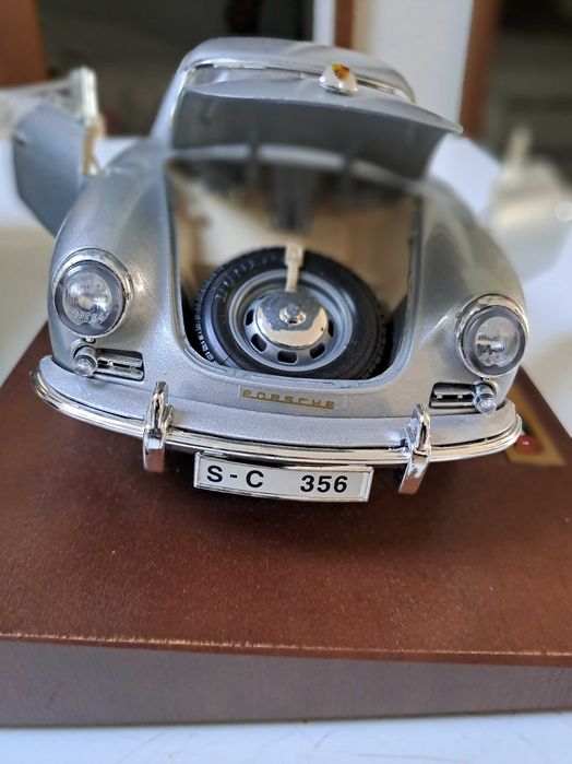 Bburago 1:18 - Porsche 356b coupe 1961