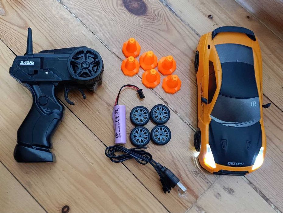 Дрифт-машинка Nissan GTR в хорошому стан