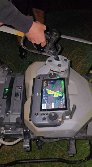 Мультикоптер Агродрон DJI Agras T50 Сільськогосподарський дрон DJI