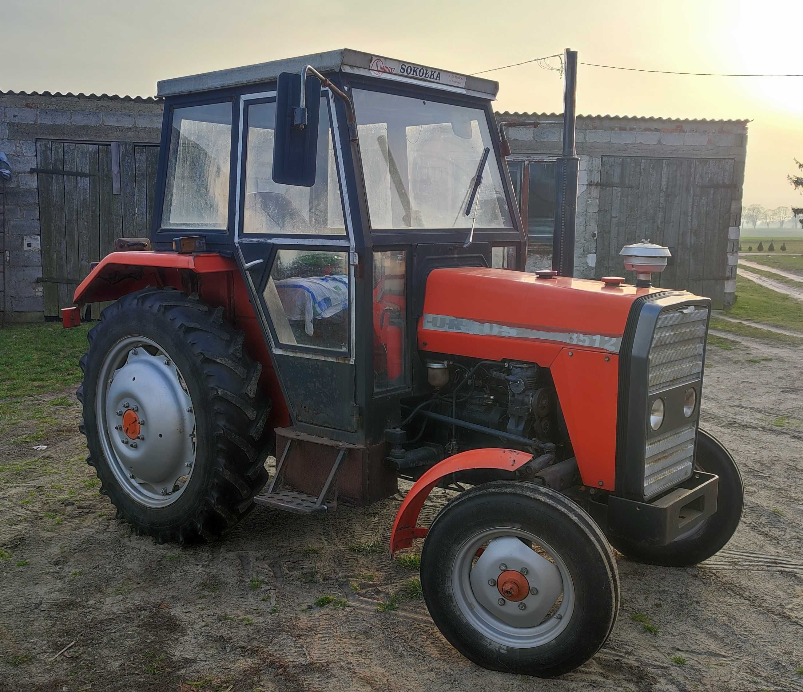 Ciągnik Ursus 3512  (dawny Massey Ferguson)