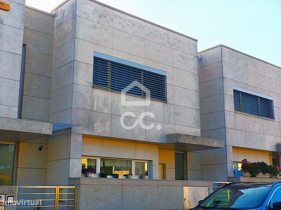 Moradia V3 em Brito - Guimarães