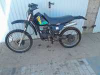 Cross yamaha dt 80