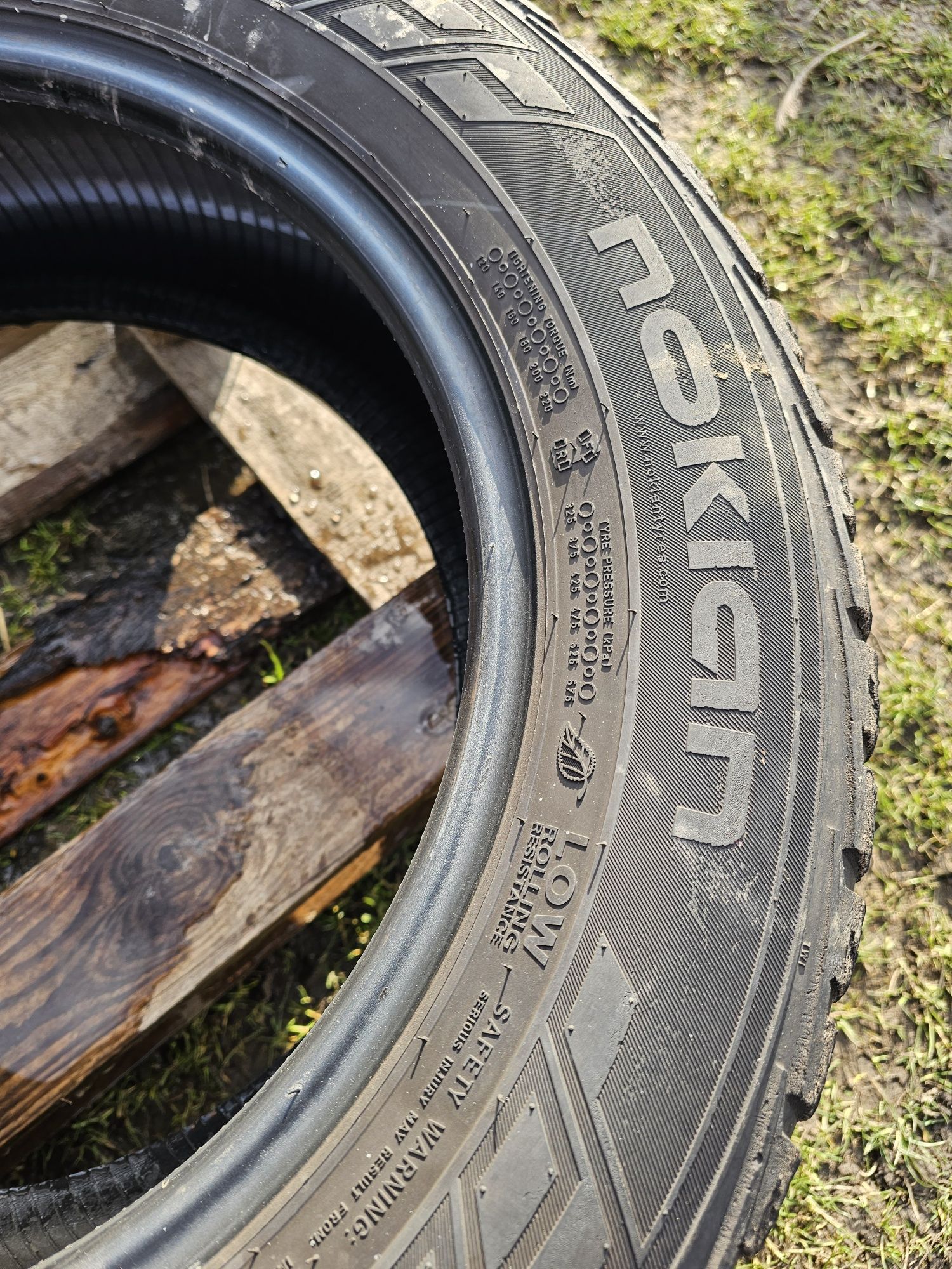 Opony zimowe Nokian 205/65R16C