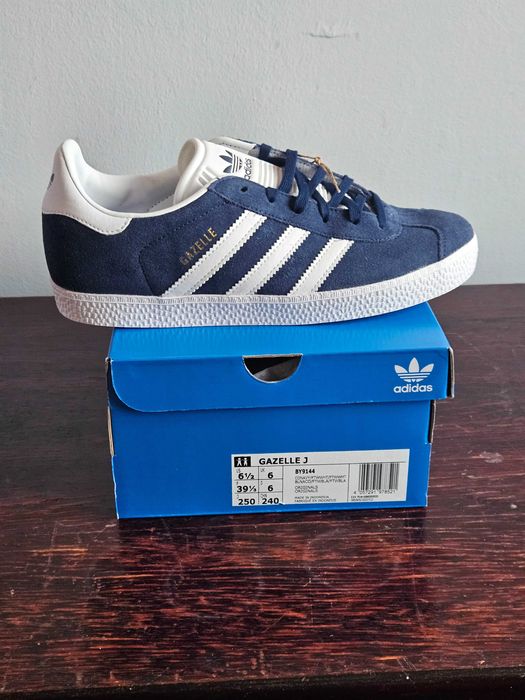 ЖІночі кросівки Adidas Gazelle BY9144 Оригінал 39