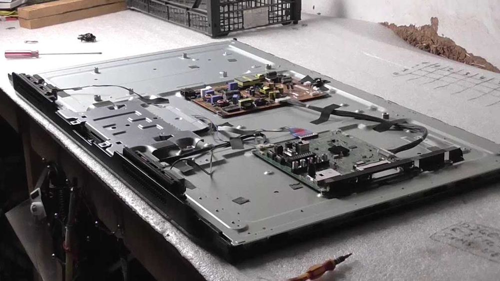 Ремонт телевизора в Киеве и пригородах. ВСЕГДА ГАРАНТИЯ на работы.