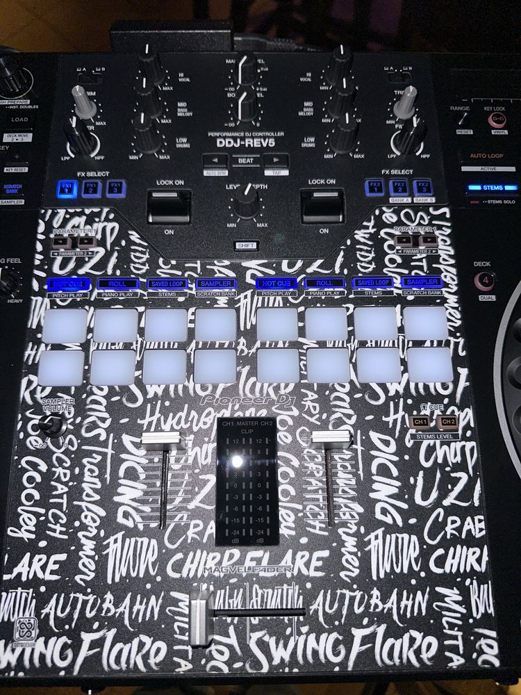 Pioneer DJ DDJ-REV5