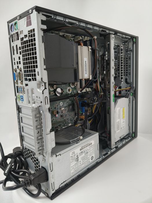 Komputer do biura / gier, HP 600 G1 SFF, RS-232