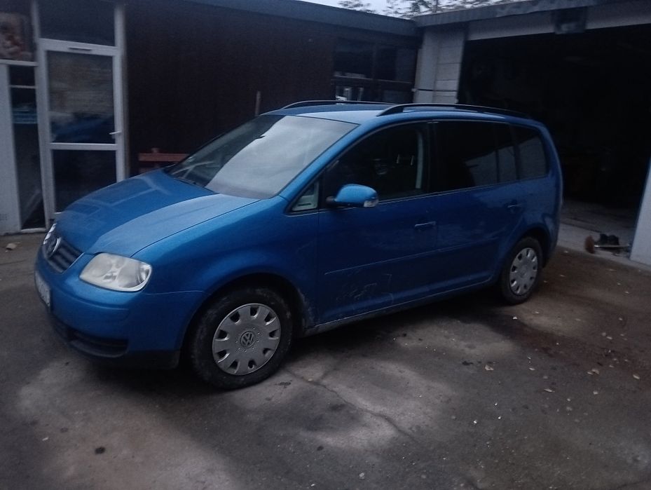 Volkswagen VW Touran 2003 1.6 b 7 osób FSi Turan caddy