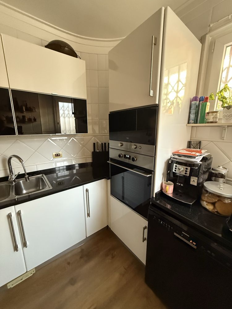 Cozinha completa com Eletrodomesticos e 2 pedras granito zimbawe