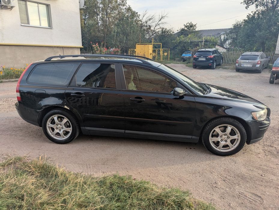 Volvo V50 2004 2.4 бензин автомат