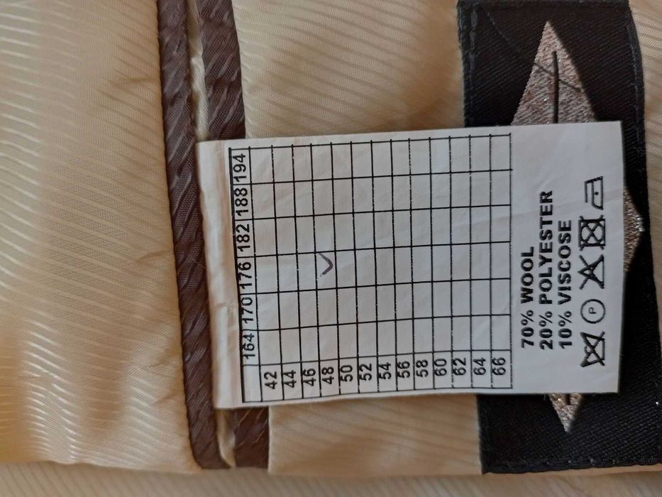 Костюм чоловічий класика