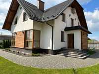 Продаж нового будинку на затишній обжитій вулиці Вереснева!