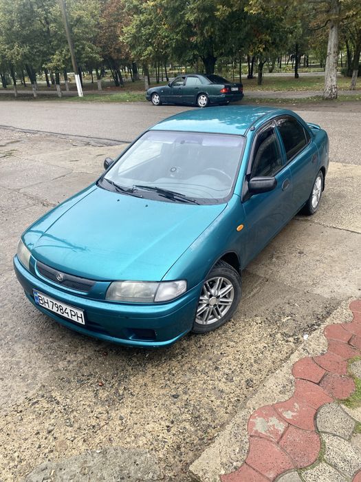 Мазда 323/ 1.5/акпп/1998
