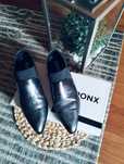Sapatos marca Bronx