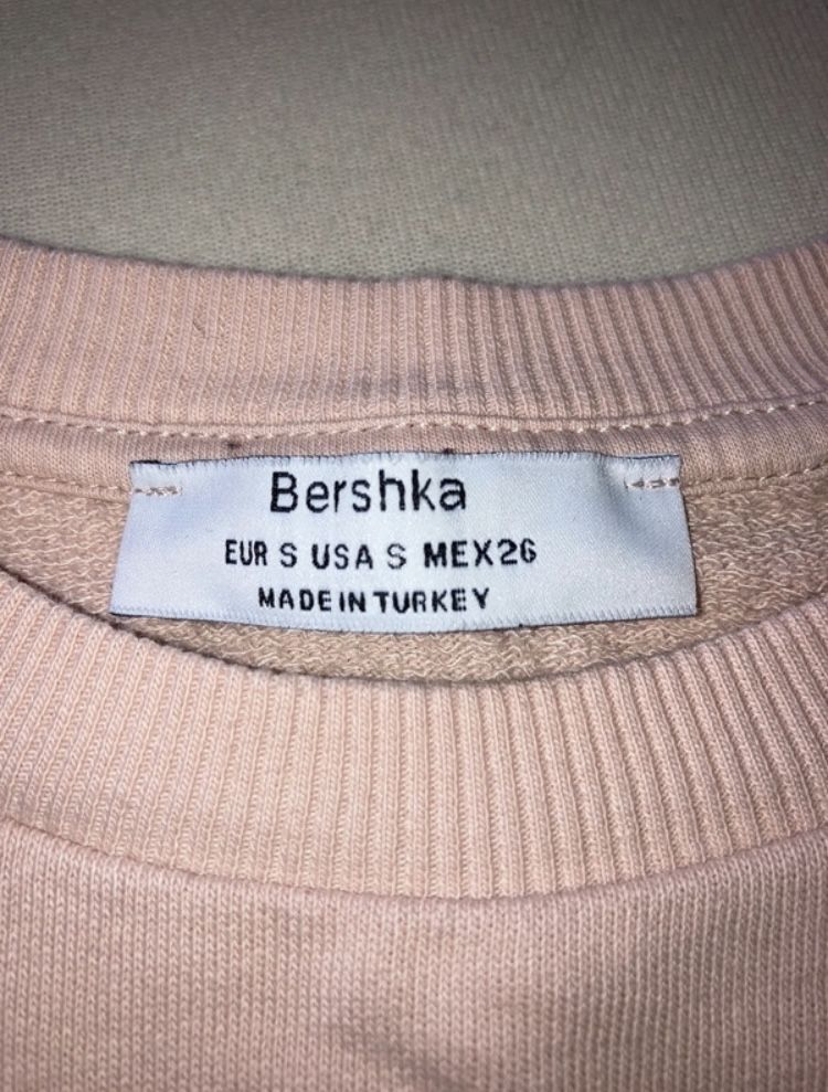 Camisola da Bershka.