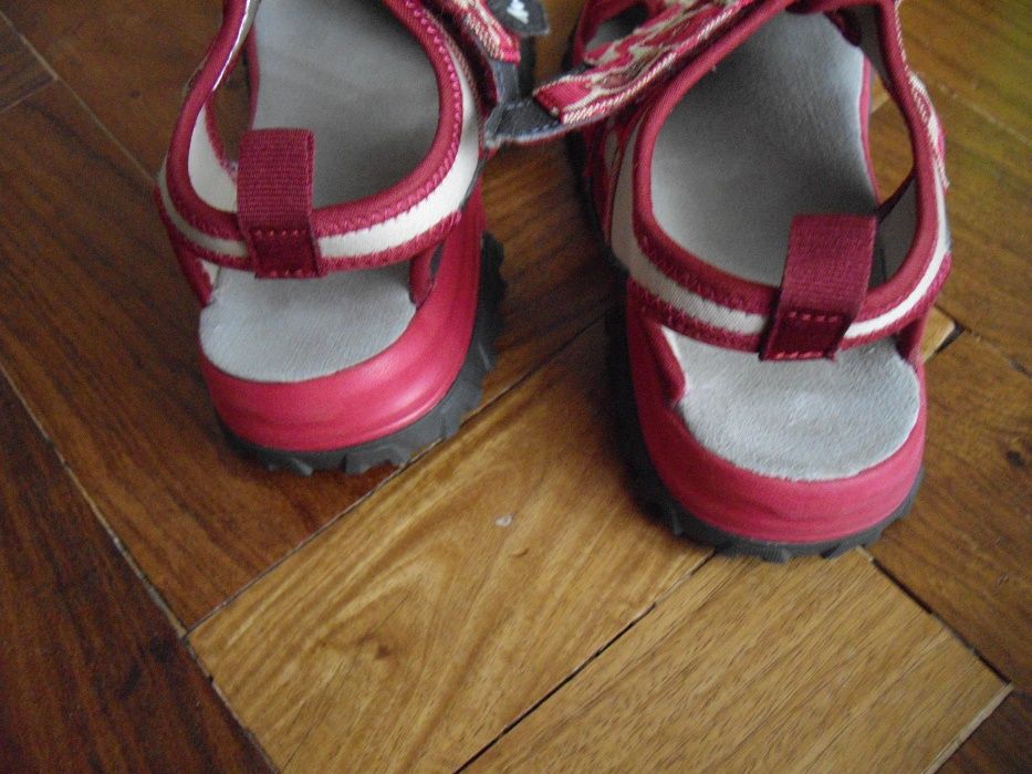 Sandálias de piscina/praia - menina- tamanho 34/35