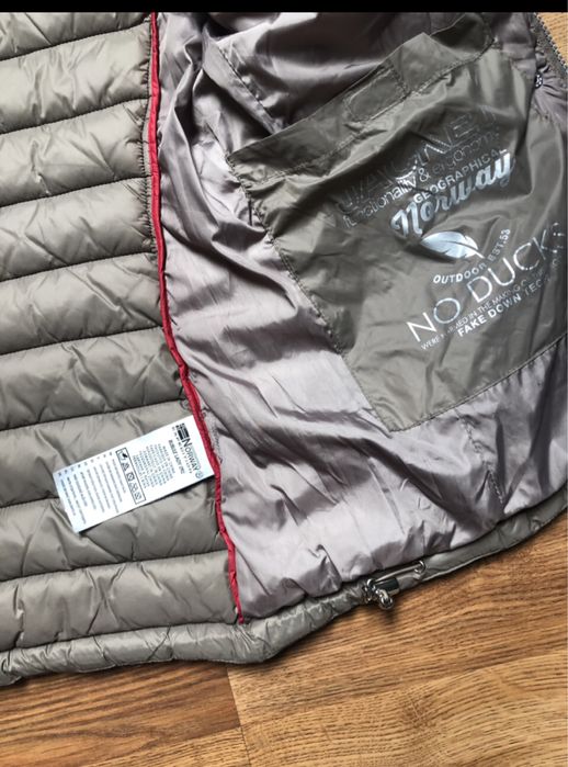 Kurtka Geographical Norway taupe pikowana z kapturem puchowa zimowa