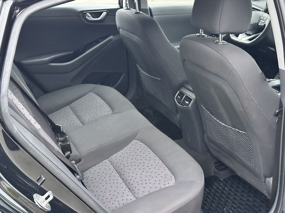 Hyundai Ioniq 2019 рік