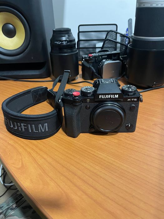 Fujifilm X-T5 com extras