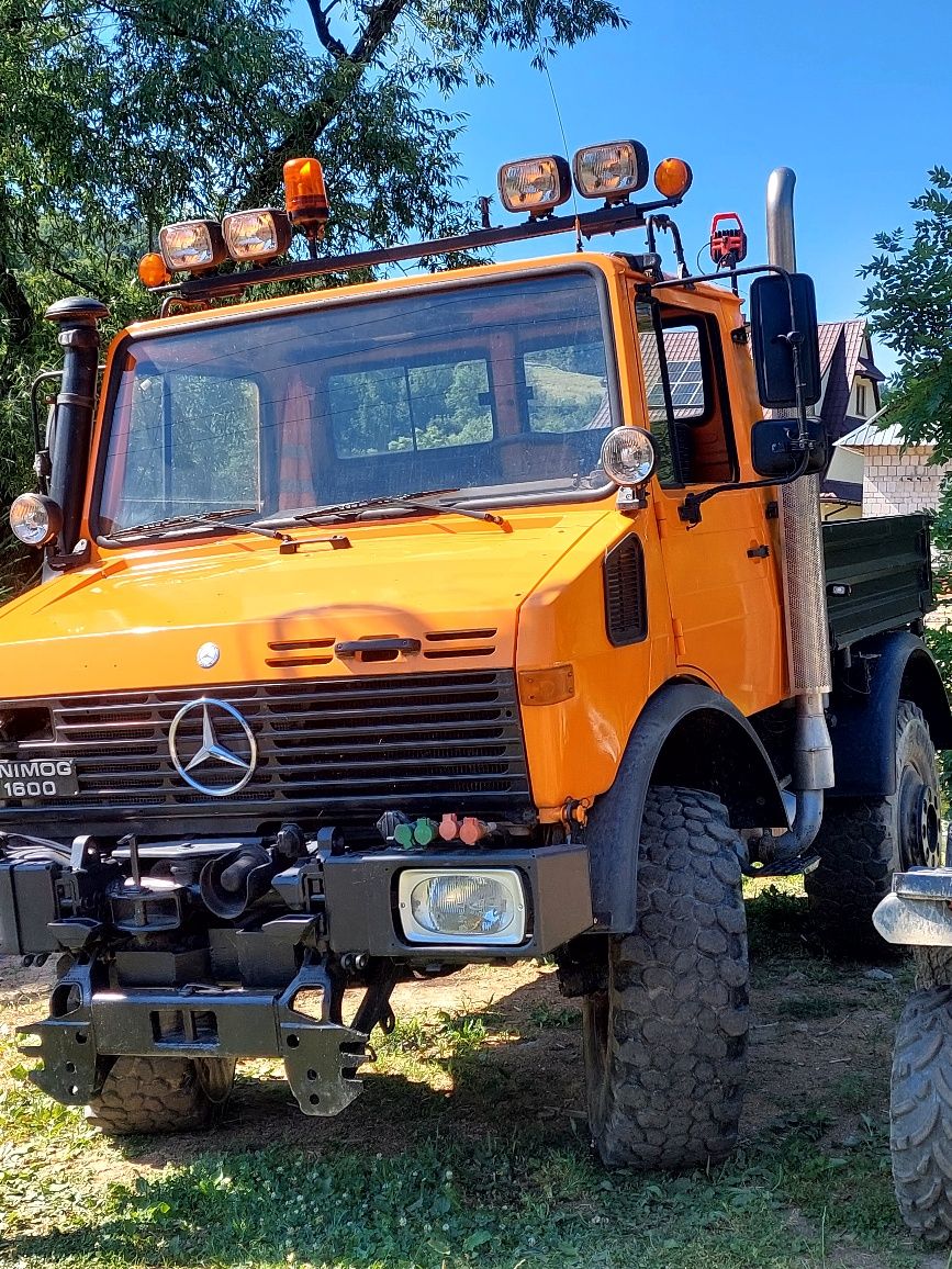 Mercedes unimog 1600