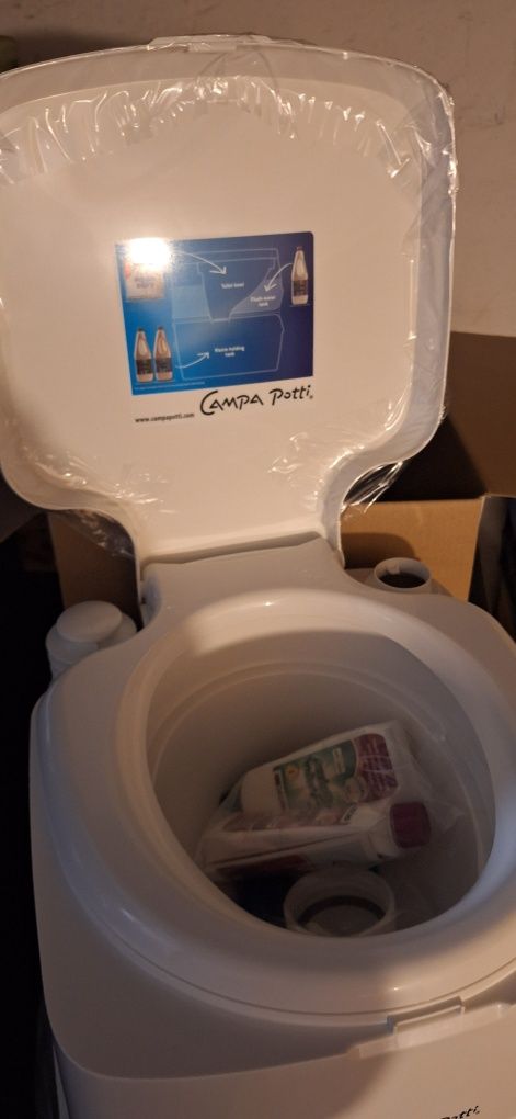 TOALETA PRZENOŚNA Thetford wc kamper