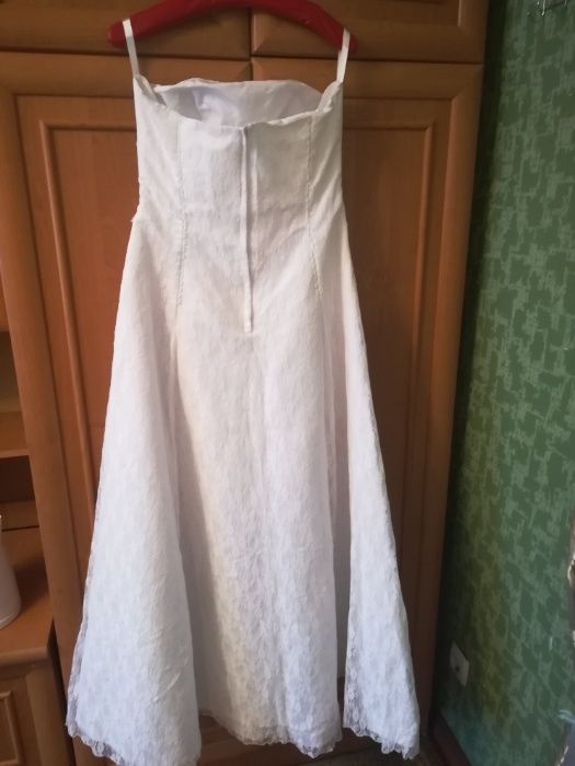 Ослепительное свадебное пишное платье А-силуэта