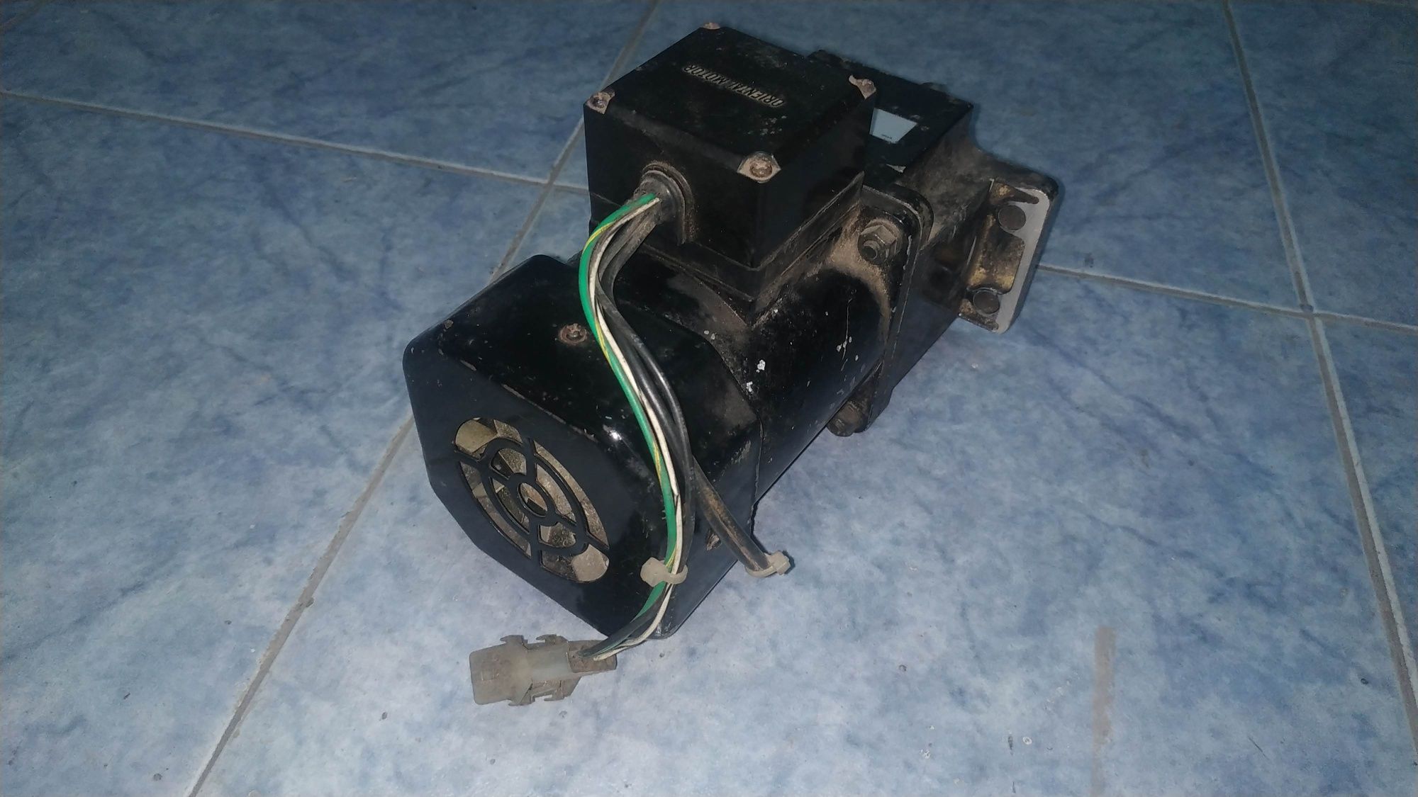 Motor monofásico