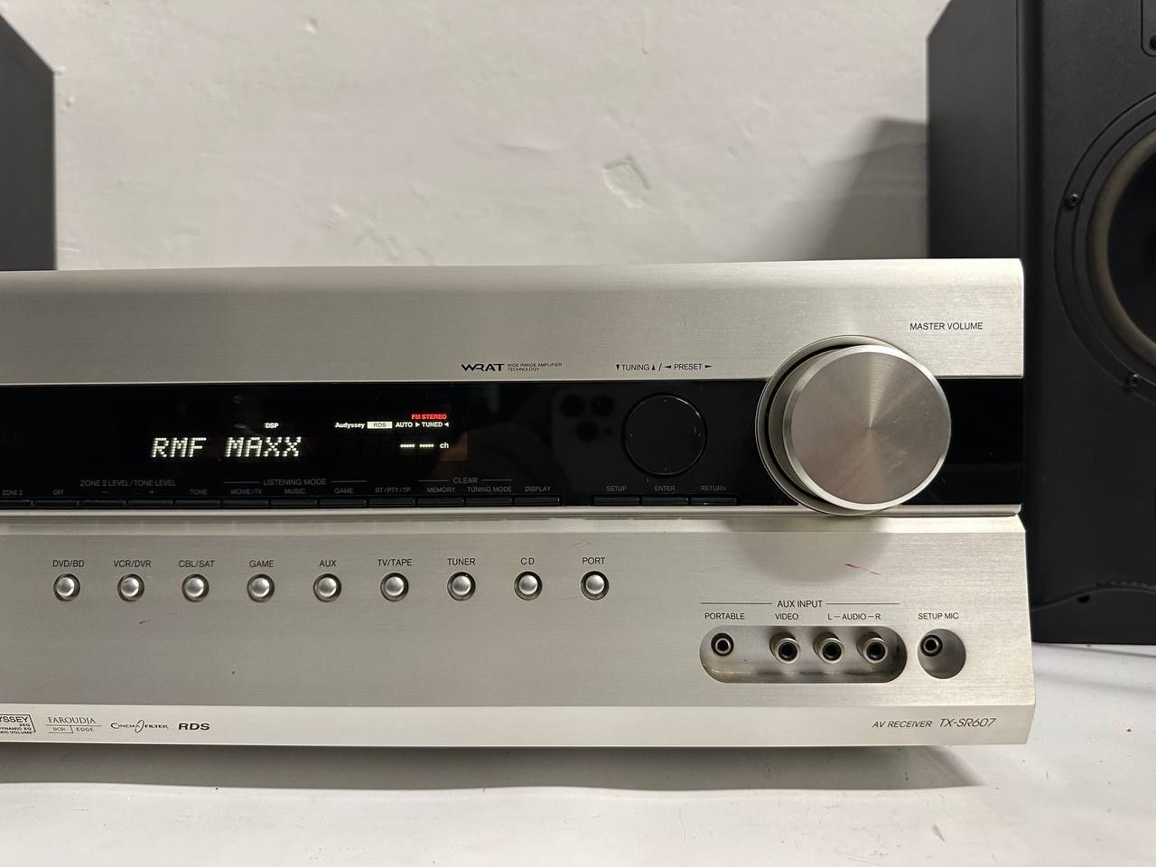 7.2 Amplituner ONKYO TX-SR607 , 7*140 Watt, HDMI