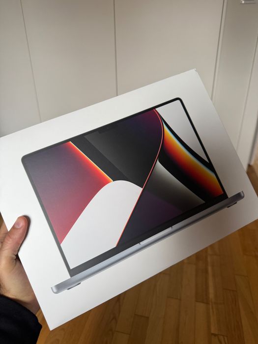 Macbook Pro 14" M1 Pro, 32GB RAM, 512GB SSD