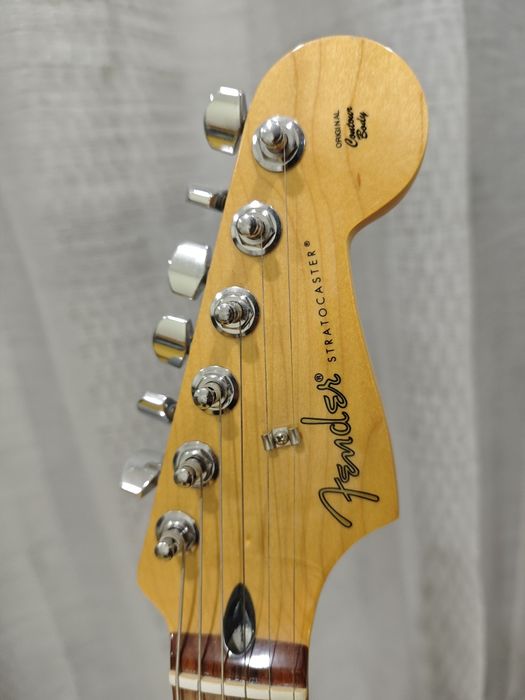 Fender Stratocaster