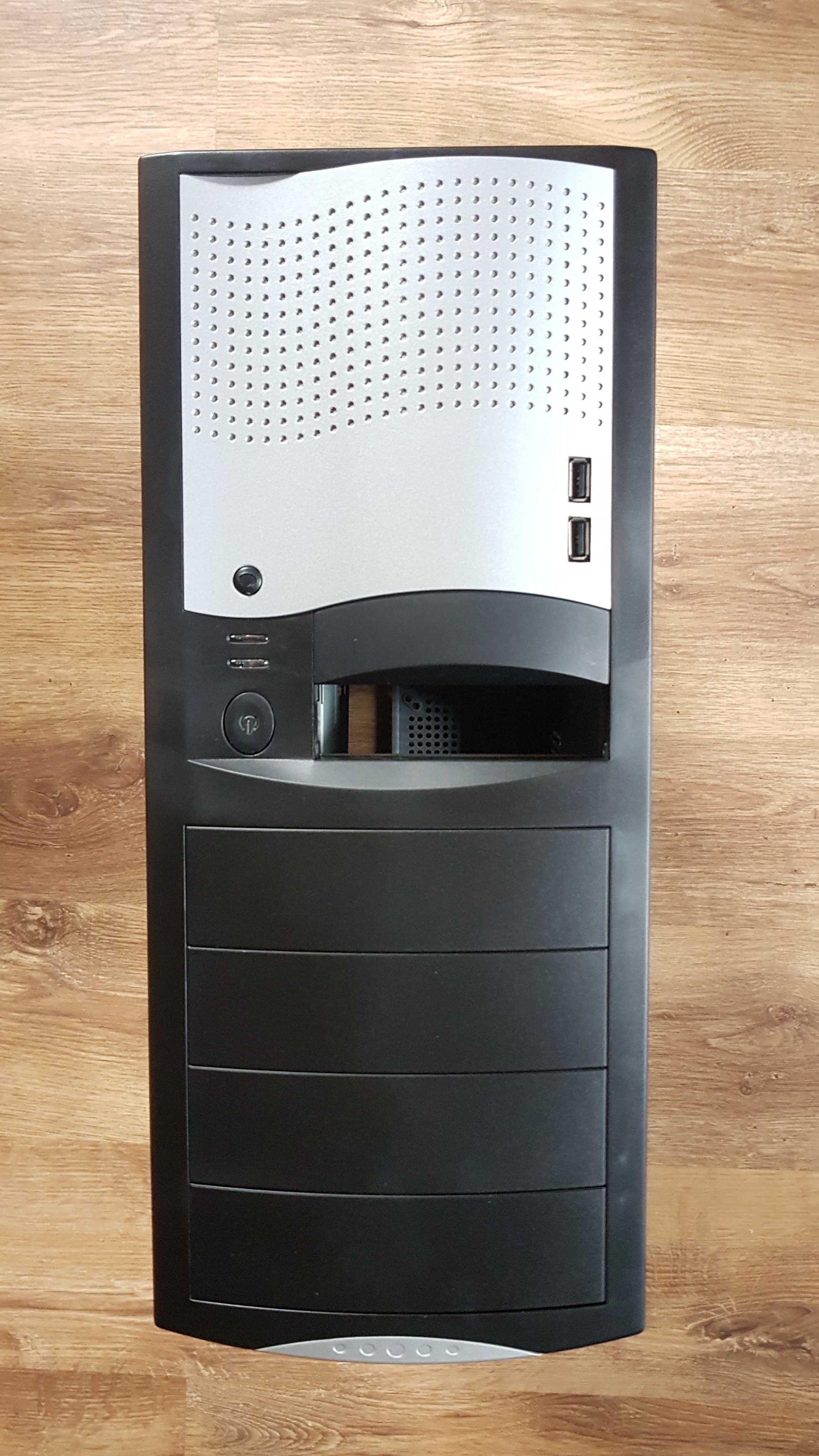 Obudowa PC midi tower ATX Eurocase 5410 czarna