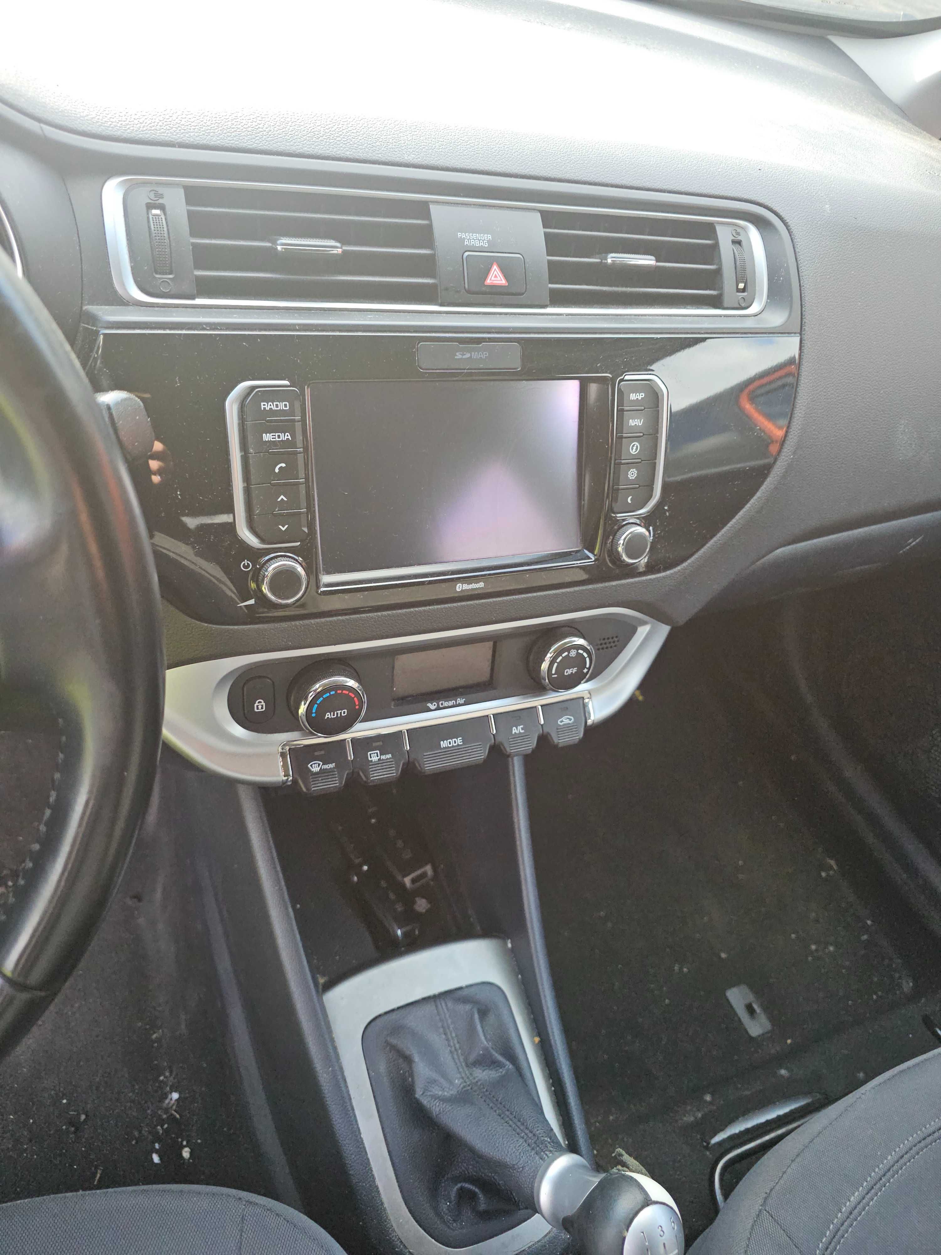 1.2 benzyna !!! GPS !!! kamera !!! klima !!!