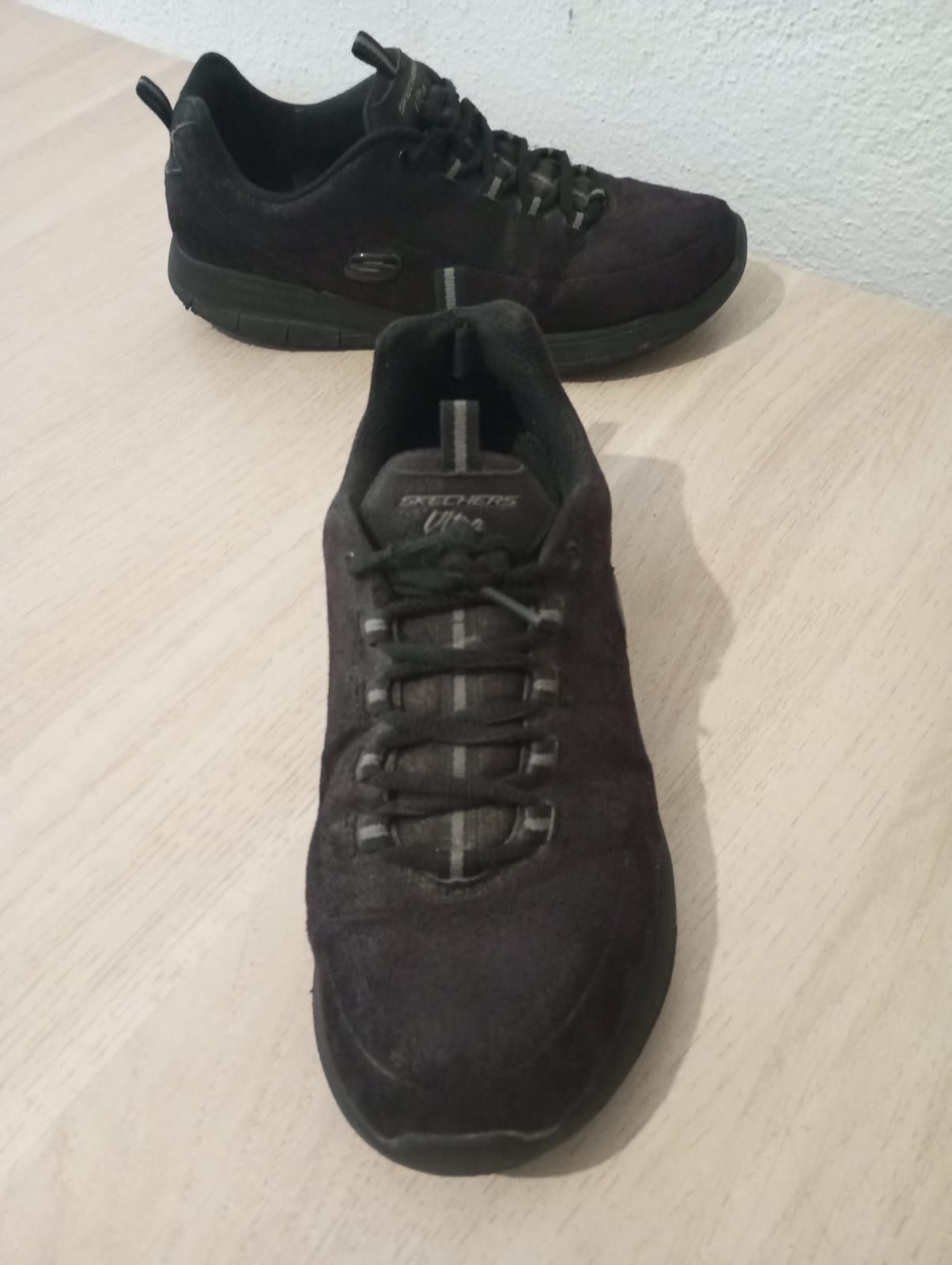 Ténis Skechers Tamanho 39