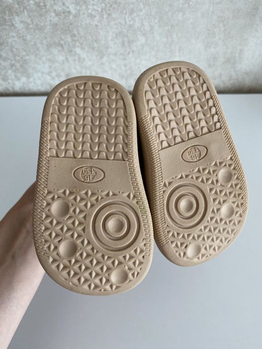 Нові демі черевички для перших кроків 16 р