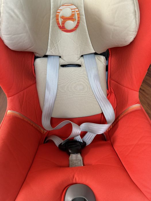 Fotelik samochodowy obrotowy CYBEX SIRONA S2 I-SIZE 0-18 KG