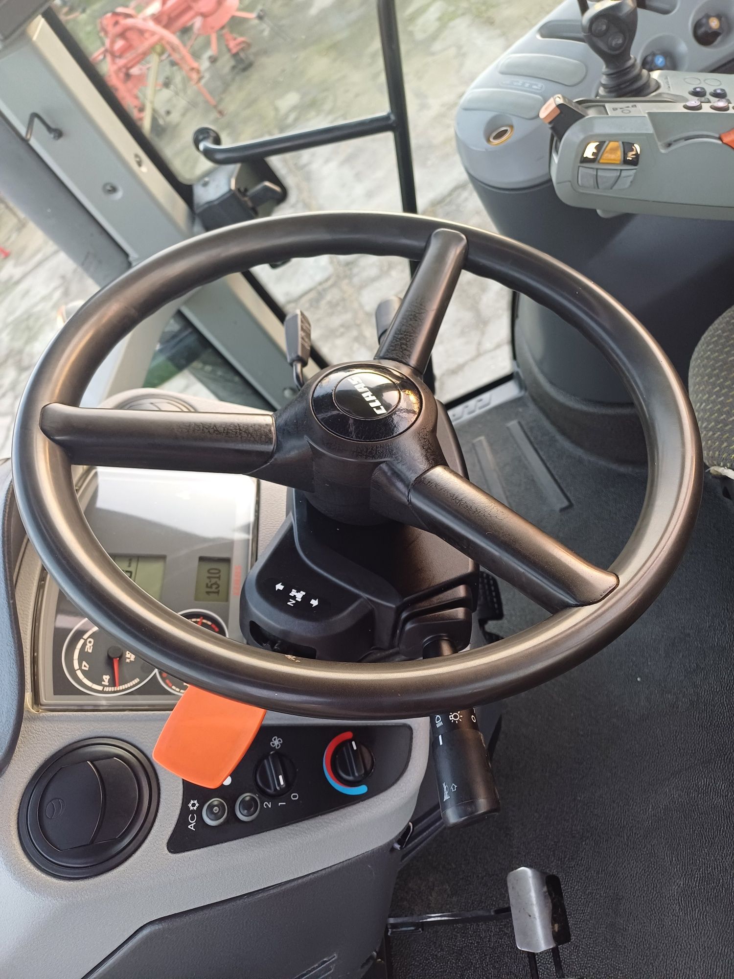 Claas Arion 510 /2012 rok/ ładnie wyposażony miekka OŚ