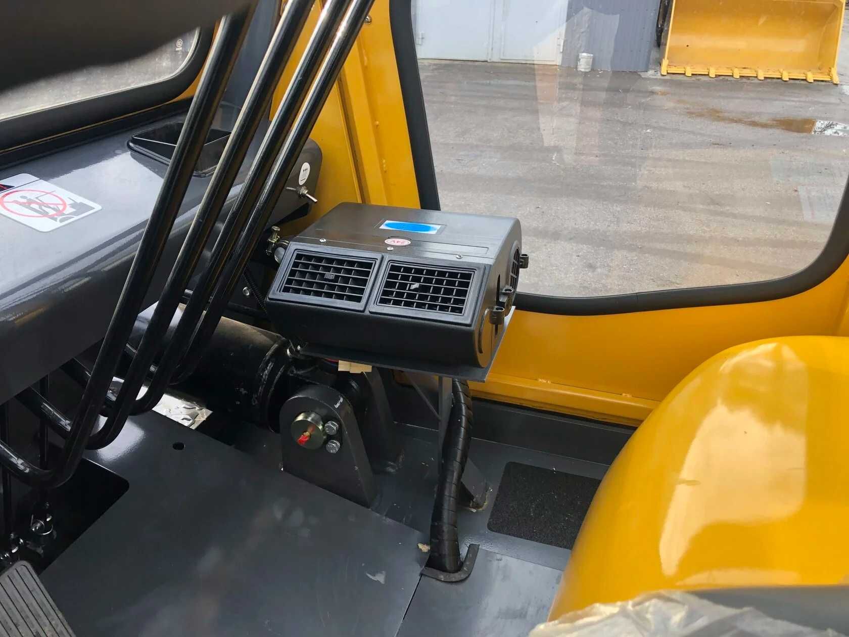 Навантажувач вилковий TEO FD 100