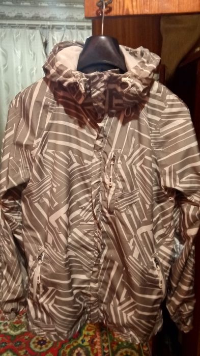 Ветровка мужская 50 -52 размера