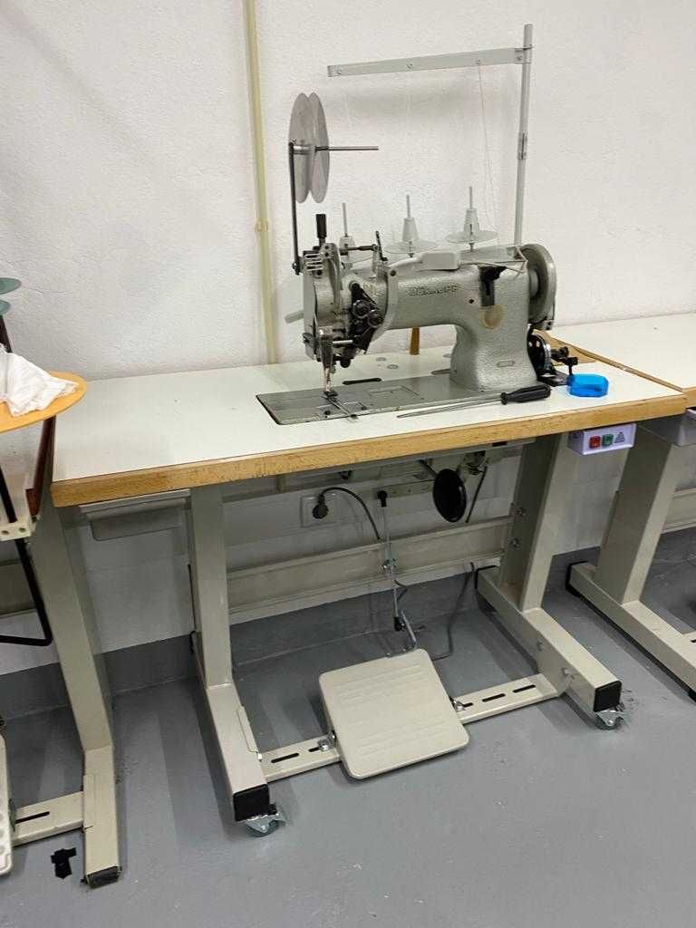 Máquina de costura de duas agulhas industrial