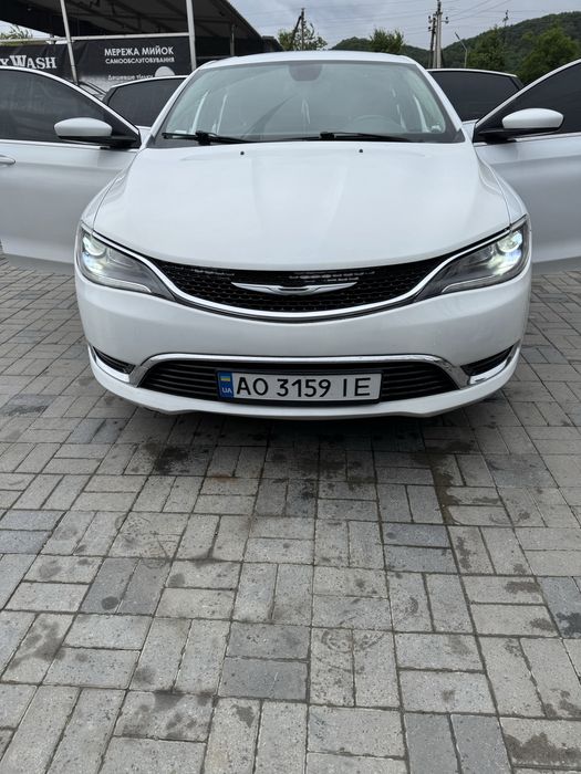 Продам Chrysler 200 2015 рік 2.4і
