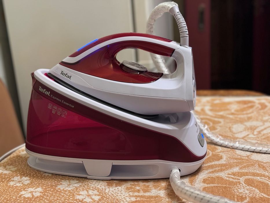 Праска з парогенератором Tefal Express Essential