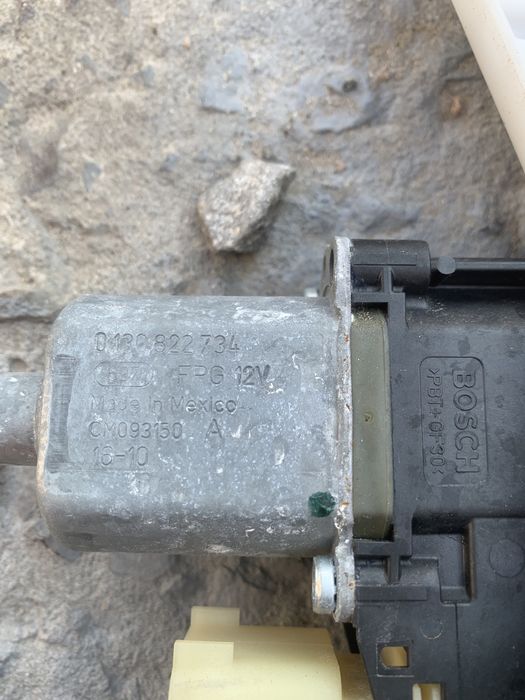 Склопідйомник Ford Edge