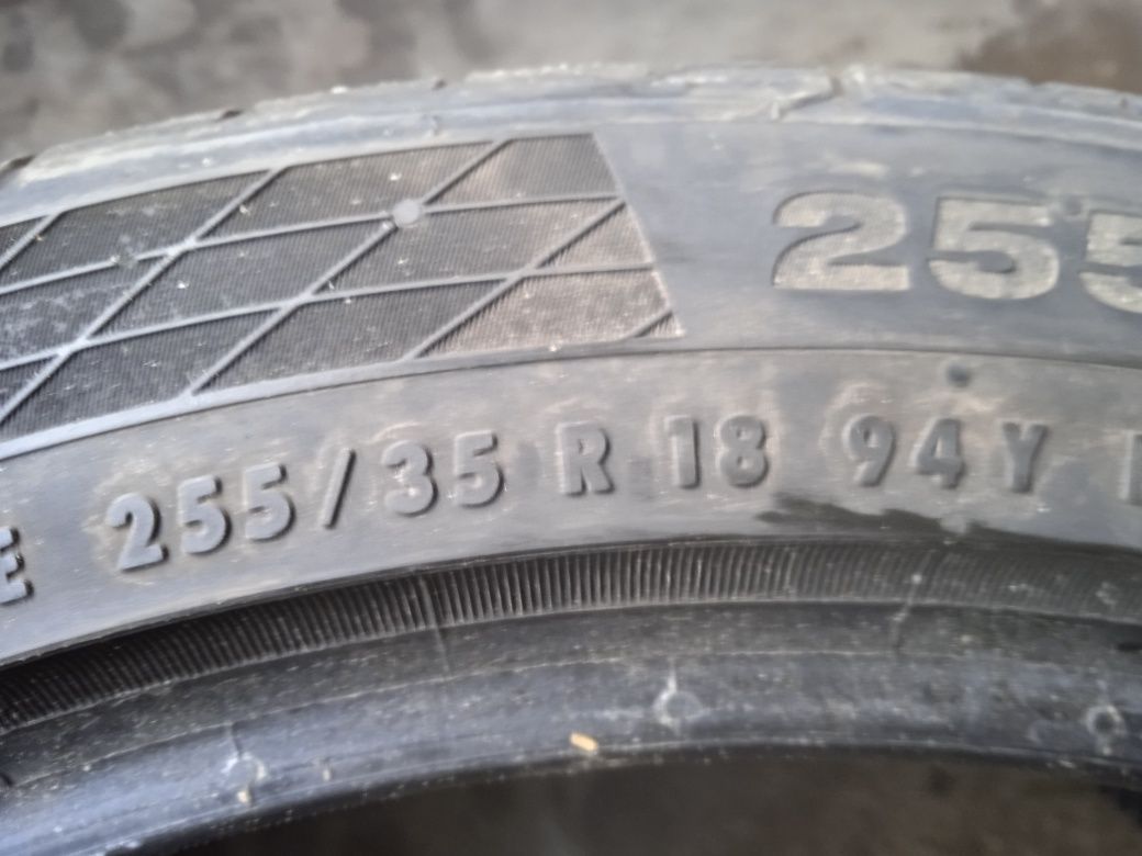 Opony letnie Continental 255/35R18